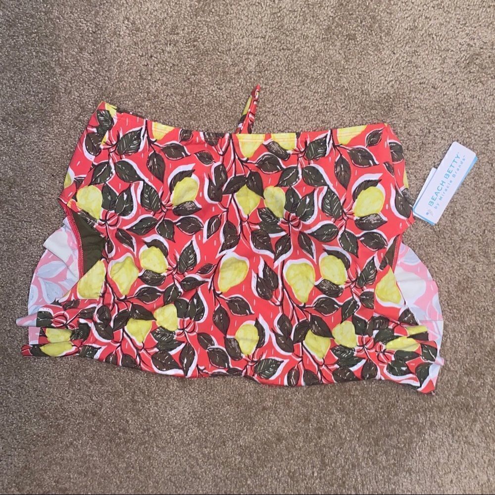NWT Knot Bikini Top   - Picture 2 of 2